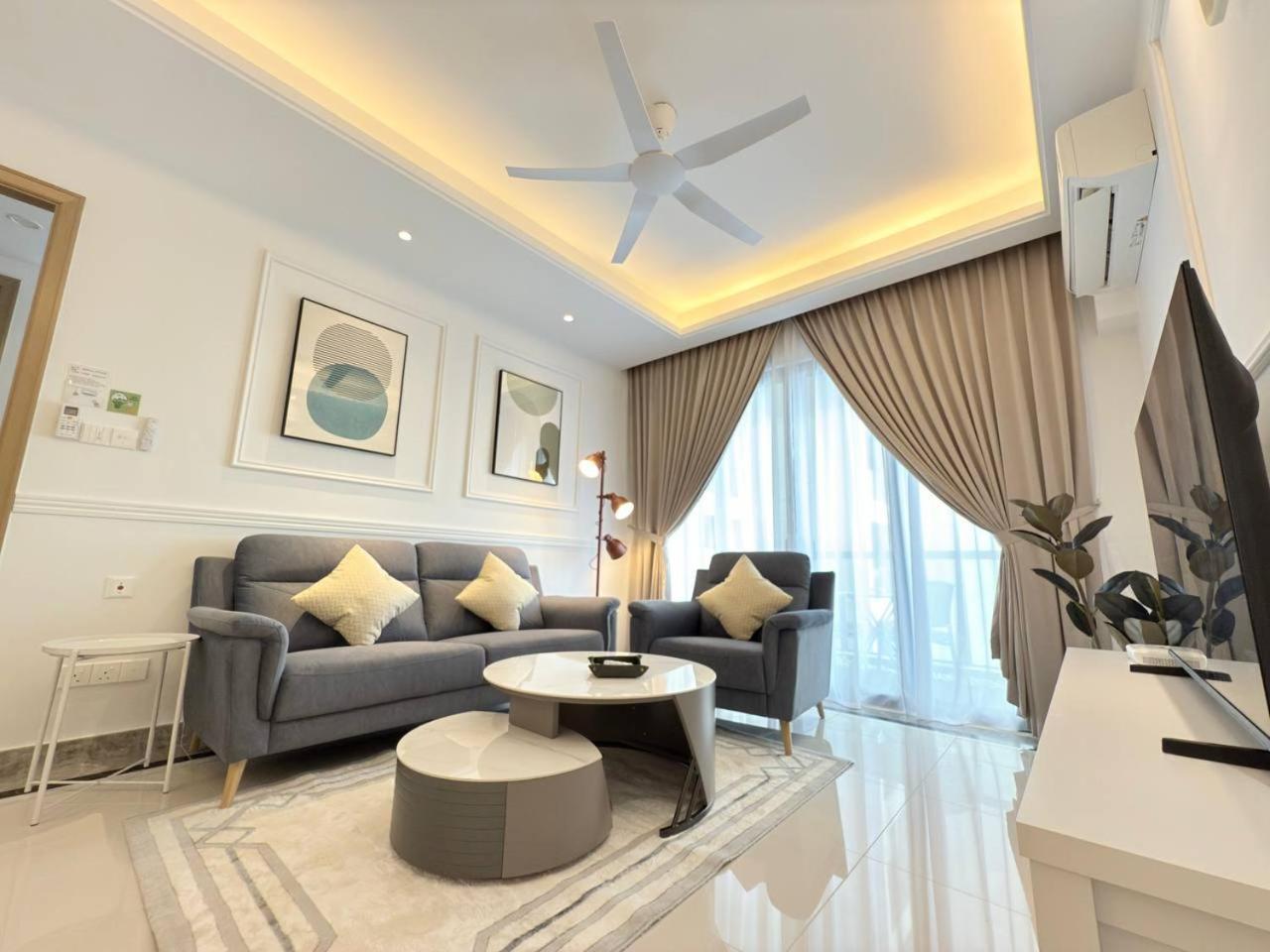 R&f Seine Region At Anju Apartment