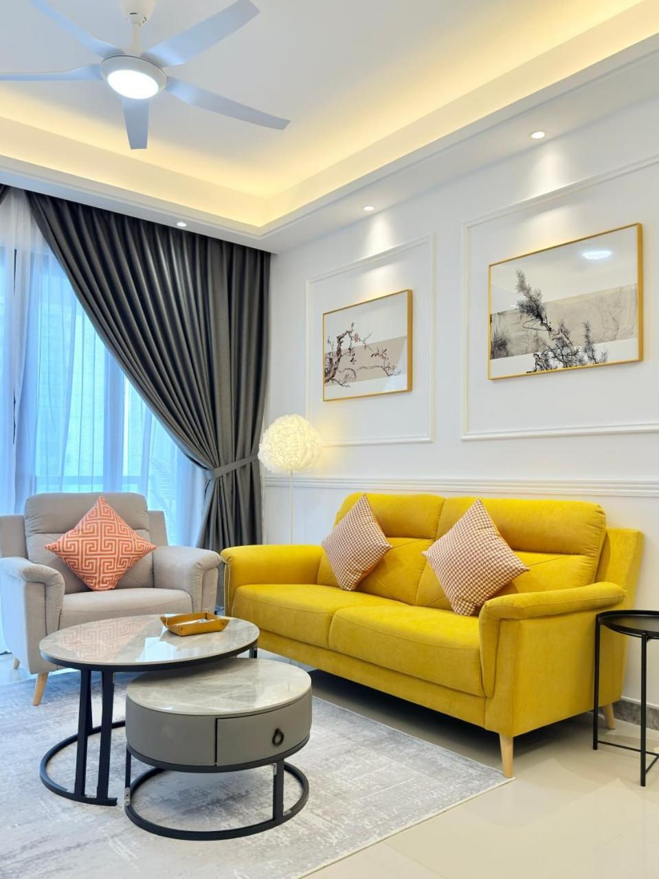 Apartment R&f Seine Region At Anju